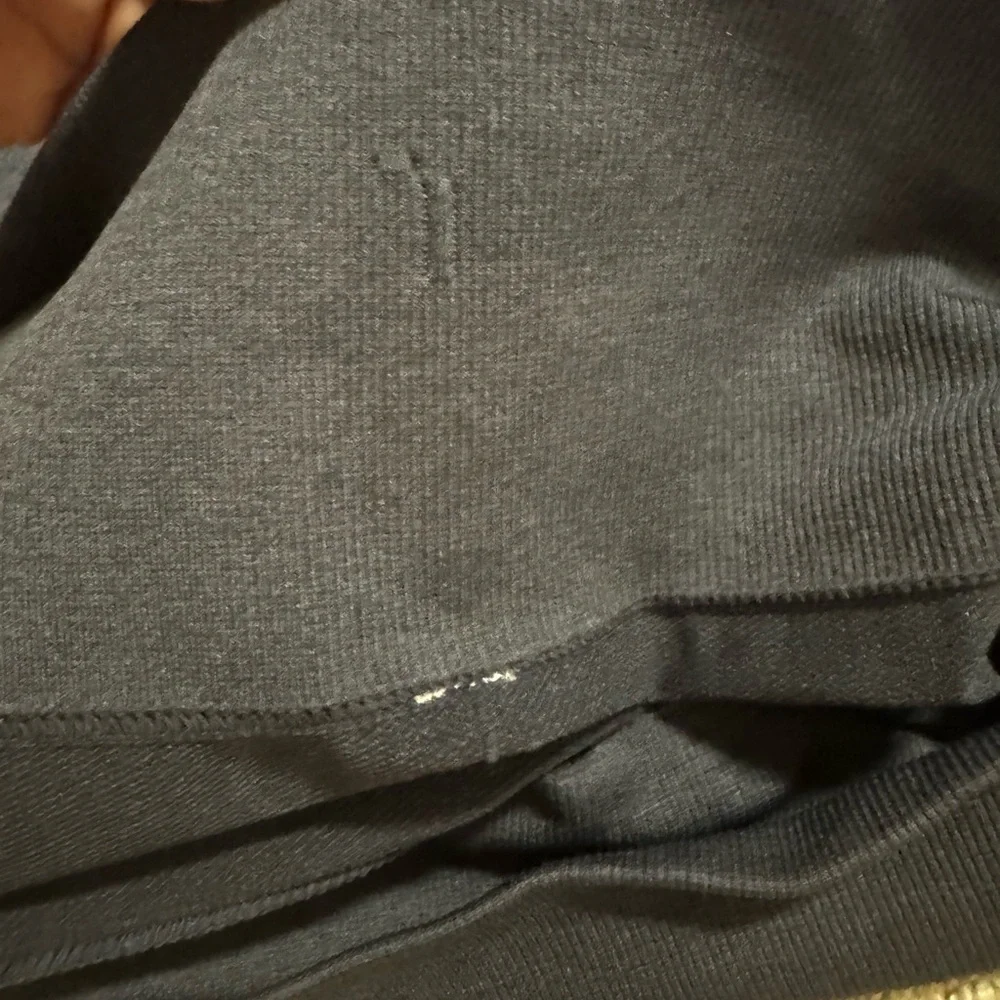 NAVY BLUE SIZE 4 LULULEMON COMPRESSION CROPPED LEGGINGS